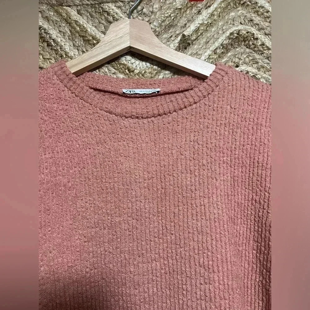 Zara Dusty Rose Short Sleeve Crewneck Sweater - Picture 2 of 7